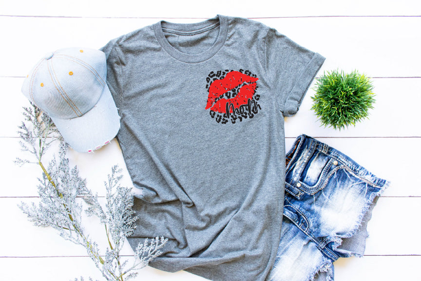 Mom Lips- Pocket Design